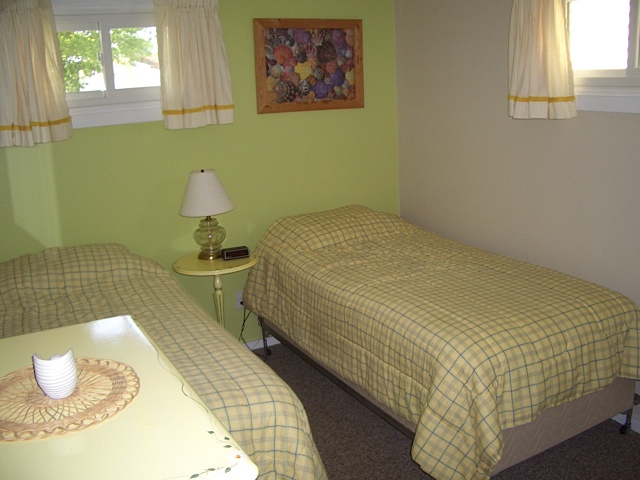 lake wawasee vacation rental cottage